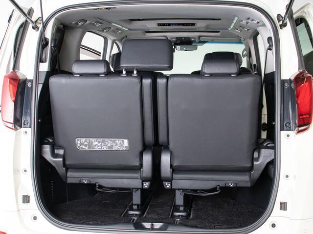 アルファード 2.5S Cパッケージ (禁煙車)(点検記録簿8枚)(サンルーフ)(TRDフルエアロ)冷暖房黒革/ナビ機能付ディスプレイオーディオ/後席モニター/トヨタセーフティセンス/踏み間違い防止装置/デジタルインナーミラー/(32枚目)