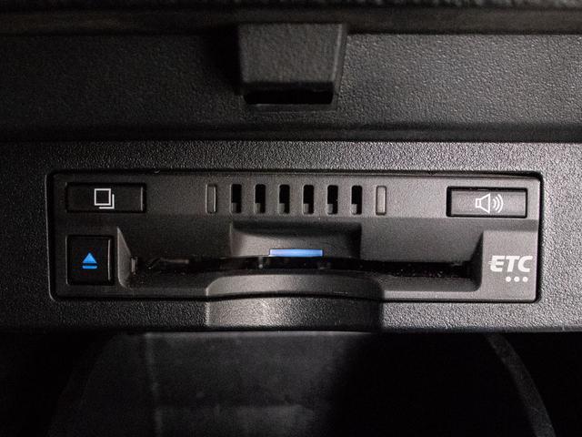 アルファード 2.5S Cパッケージ (禁煙車)(点検記録簿8枚)(サンルーフ)(TRDフルエアロ)冷暖房黒革/ナビ機能付ディスプレイオーディオ/後席モニター/トヨタセーフティセンス/踏み間違い防止装置/デジタルインナーミラー/(41枚目)