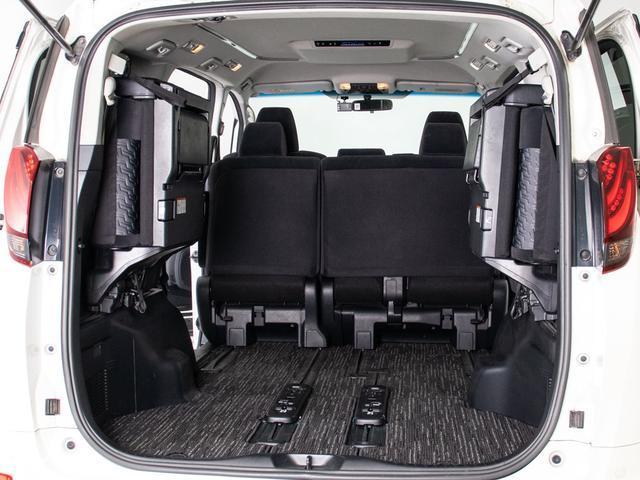 アルファード 2.5S (禁煙車)(8人乗りフルフラットシート)(モデリスタエアロ)(後席モニター)両側電動スライドドア/バックカメラ/AC100V電源/クリアランスソナー/LEDヘッドライト/Bluetooth接続/ETC(30枚目)