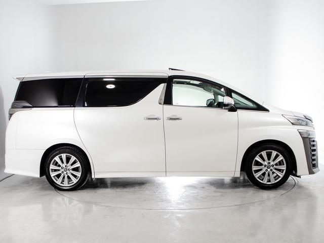 ヴェルファイア 2.5Z Aエディション (禁煙車)(サンルーフ)(トヨタセーフティセンス)(後席モニター)両側電動スライドドア/バックカメラ/AC100V電源/クリアランスソナー/LEDヘッドライト/後席オットマン/フルセグTV/ETC(19枚目)