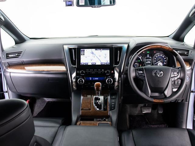 アルファードハイブリッド エグゼクティブラウンジ (禁煙・法人ワンオーナー車)(4人乗り仕様)(点検記録簿18枚)(黒本革)JBLサウンド/全方位カメラ/後席モニター/前車追従レーダークルーズ/衝突被害軽減ブレーキ/踏み間違い防止装置/(46枚目)