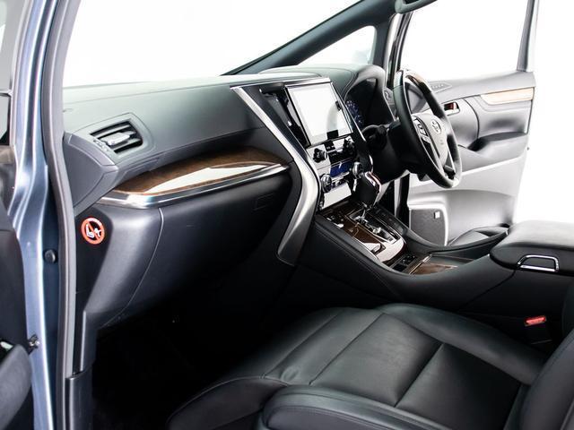 アルファードハイブリッド エグゼクティブラウンジ (禁煙・法人ワンオーナー車)(4人乗り仕様)(点検記録簿18枚)(黒本革)JBLサウンド/全方位カメラ/後席モニター/前車追従レーダークルーズ/衝突被害軽減ブレーキ/踏み間違い防止装置/(47枚目)