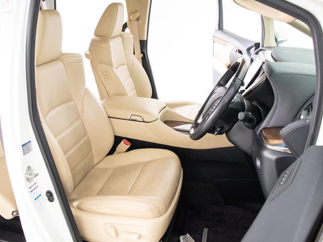 アルファードハイブリッド エグゼクティブラウンジ (禁煙車)(点検記録簿7枚)(本革)(JBLサウンド)全方位カメラ/後席モニター/前車追従レーダークルーズ/衝突被害軽減ブレーキ/踏み間違い防止装置/両側自動ドア/パワーバックドア/1500W給電(23枚目)