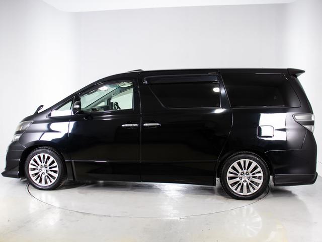 ヴェルファイア ２．４Ｚ　ゴールデンアイズＩＩ　（禁煙車）（エンジン対策済）（サンルーフ）（エアロカスタム）ダウンサス／アルパインＢＩＧ－Ｘ１０型ナビ／後席モニター／両側自動ドア／パワーバックドア／ＡＣ１００Ｖ電源／専用黒ハーフレザーシート／（18枚目）