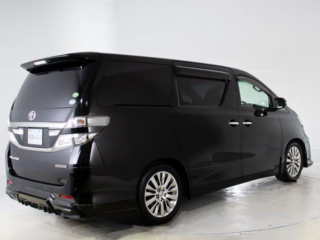ヴェルファイア ２．４Ｚ　ゴールデンアイズＩＩ　（禁煙車）（エンジン対策済）（サンルーフ）（エアロカスタム）ダウンサス／アルパインＢＩＧ－Ｘ１０型ナビ／後席モニター／両側自動ドア／パワーバックドア／ＡＣ１００Ｖ電源／専用黒ハーフレザーシート／（19枚目）