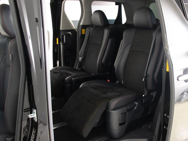 ヴェルファイア ２．４Ｚ　ゴールデンアイズＩＩ　（禁煙車）（エンジン対策済）（サンルーフ）（エアロカスタム）ダウンサス／アルパインＢＩＧ－Ｘ１０型ナビ／後席モニター／両側自動ドア／パワーバックドア／ＡＣ１００Ｖ電源／専用黒ハーフレザーシート／（28枚目）