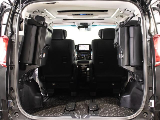 アルファード ２．５Ｓ　Ｃパッケージ　（禁煙車）（サンルーフ）（モデリスタフルエアロ）（冷暖房黒革）ナビ機能付ディスプレイオーディオ／後席モニター／トヨタセーフティセンス／踏み間違い防止装置／デジタルインナーミラー／３眼ＬＥＤヘッドライト（30枚目）