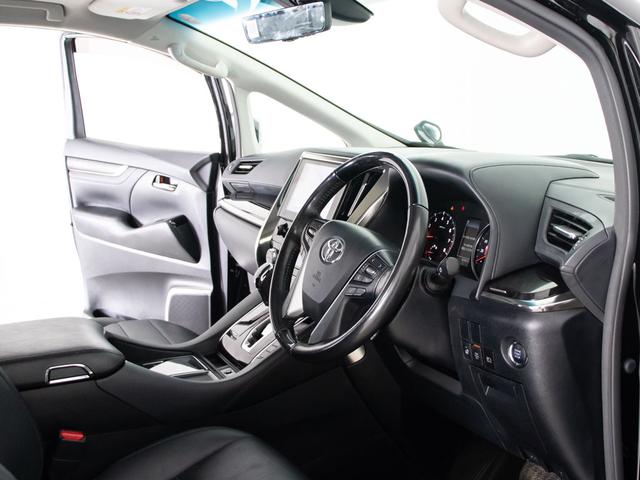 アルファード ２．５Ｓ　Ｃパッケージ　（禁煙車）（サンルーフ）（モデリスタフルエアロ）（冷暖房黒革）ナビ機能付ディスプレイオーディオ／後席モニター／トヨタセーフティセンス／踏み間違い防止装置／デジタルインナーミラー／３眼ＬＥＤヘッドライト（43枚目）