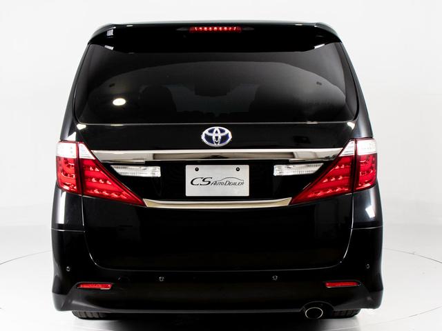 アルファード ２４０Ｓ　タイプゴールド　（禁煙車）（サンルーフ）（ＷＯＲＫ２０インチアルミ）（ダウンサス）純正ＨＤＤナビ／後席モニター／専用黒ハーフレザーシート／両側自動ドア／パワーバックドア／クルーズコントロール／クリアランスソナー／（17枚目）