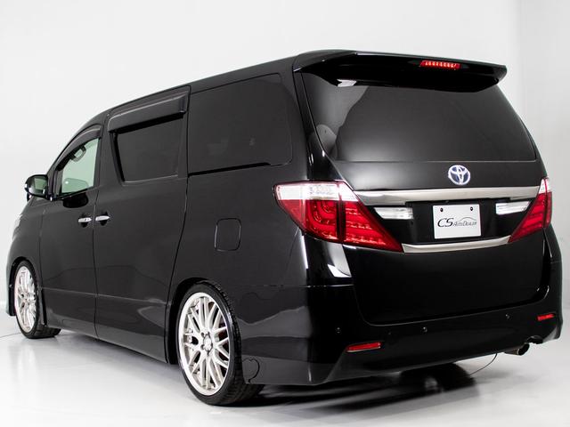 アルファード ２４０Ｓ　タイプゴールド　（禁煙車）（サンルーフ）（ＷＯＲＫ２０インチアルミ）（ダウンサス）純正ＨＤＤナビ／後席モニター／専用黒ハーフレザーシート／両側自動ドア／パワーバックドア／クルーズコントロール／クリアランスソナー／（18枚目）