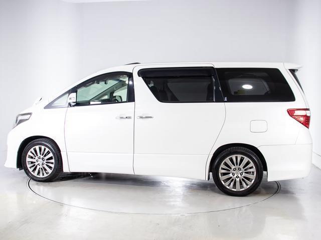 アルファード ２４０Ｓ　タイプゴールドＩＩ　（禁煙車）（ツインサンルーフ）（特別仕様車）（後席モニター）専用ハーフレザーシート／両側電動スライドドア／パワーバックドア／ＡＣ１００Ｖ電源／クルーズコントロール／クリアランスソナー／フルセグＴＶ（18枚目）