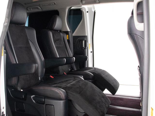 ヴェルファイア ２．４Ｚ　ゴールデンアイズ　（禁煙車）（点検記録簿１０枚）（アルパインＢＩＧ－Ｘ９型ナビ）（後席モニター）車高調／専用黒ハーフレザーシート／両側自動ドア／パワーバックドア／クルーズコントロール／クリアランスソナー／コンビハンドル（28枚目）