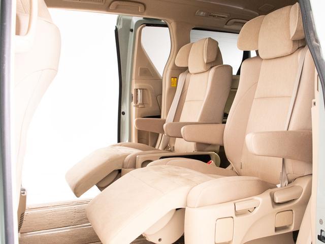 アルファードハイブリッド Ｇ　（禁煙車）（後席モニター）（レーダークルーズコントロール）（プレミアムサウンド）プリクラッシュセーフティ／レーンキープアシスト／全周囲カメラ／パワーバックドア／４ＷＤ／ルーフキャリア／ＡＣ１００Ｖ電源（28枚目）