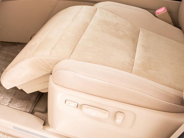 アルファードハイブリッド Ｇ　（禁煙車）（後席モニター）（レーダークルーズコントロール）（プレミアムサウンド）プリクラッシュセーフティ／レーンキープアシスト／全周囲カメラ／パワーバックドア／４ＷＤ／ルーフキャリア／ＡＣ１００Ｖ電源（43枚目）