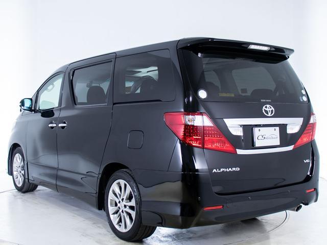 アルファード ２４０Ｓ　プライムセレクションＩＩ　（禁煙車）（サンルーフ）（両側自動ドア）（パワーバックドア）ストラーダナビ／バックカメラ／専用アルカンターラシート／コンビハンドル／クリアランスソナー／フルセグＴＶ／（18枚目）