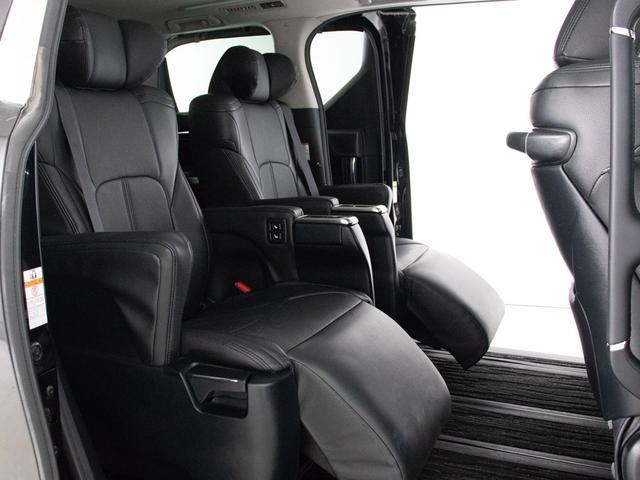 ヴェルファイア ２．５Ｚ　Ｇエディション　（サンルーフ）（レーダークルーズコントロール）（１０インチ大画面ナビ）（黒革調シートカバー）エグゼクティブシート／プリクラッシュセーフティ／両側電動スライドドア／ＬＥＤヘッドライト／パワーバックドア（25枚目）