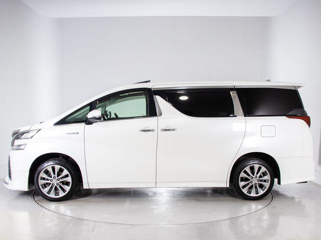 ヴェルファイアハイブリッド ＺＲ　Ｇエディション　（点検記録簿１１枚）（モデリスタエアロ）（サンルーフ）（黒本革）ＪＢＬサウンド／全方位カメラ／後席モニター／前車追従レーダークルーズ／衝突被害軽減ブレーキ／踏み間違い防止装置／両側自動ドア／（17枚目）