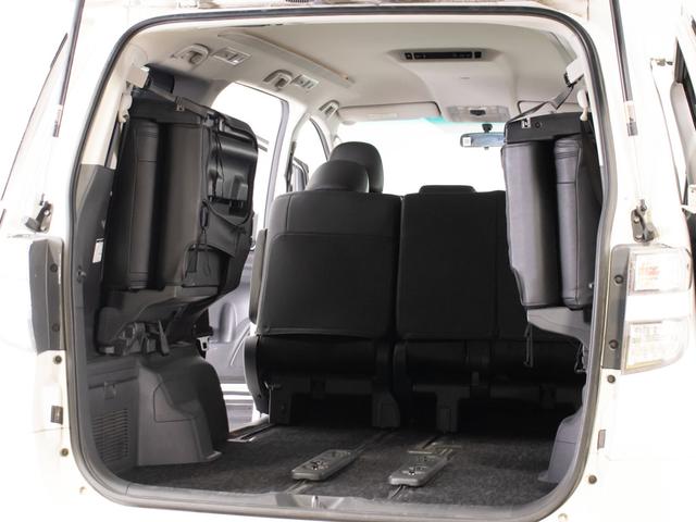ヴェルファイア 2.4Z (8人乗りフルフラットシート)(純正HDDナビ)(後席モニター)(両側自動ドア)黒革調シートカバー/バックカメラ/AC100V電源/クルーズコントロール/クリアランスソナー/コンビハンドル/(28枚目)