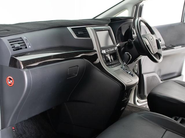 ヴェルファイア 2.4Z (8人乗りフルフラットシート)(純正HDDナビ)(後席モニター)(両側自動ドア)黒革調シートカバー/バックカメラ/AC100V電源/クルーズコントロール/クリアランスソナー/コンビハンドル/(35枚目)