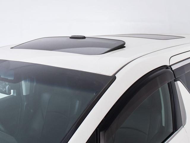 アルファード ２．５Ｓ　（８人乗りフルフラットシート）（サンルーフ）（アルパインＢＩＧ－Ｘ１０型ナビ）（後席モニター）両側自動ドア／バックカメラ／黒革調シートカバー／クルーズコントロール／クリアランスソナー／（17枚目）