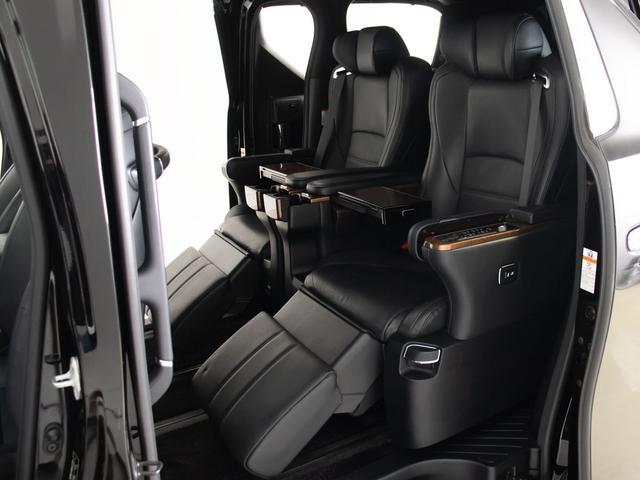 アルファード ３．５エグゼクティブラウンジ　（禁煙車）（黒本革）（ＪＢＬサウンド）（全方位カメラ）後席モニター／前車追従レーダークルーズ／衝突被害軽減ブレーキ／踏み間違い防止装置／自動ハイビーム／ＡＣ１００Ｖ電源／冷暖房シート／両側自動ドア／（27枚目）