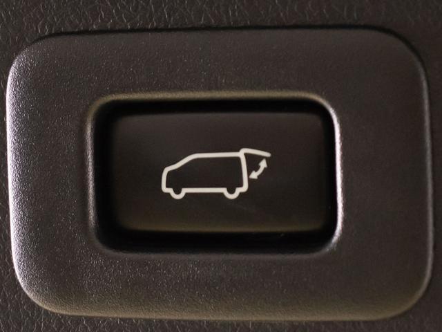 アルファード ３．５エグゼクティブラウンジ　（禁煙車）（黒本革）（ＪＢＬサウンド）（全方位カメラ）後席モニター／前車追従レーダークルーズ／衝突被害軽減ブレーキ／踏み間違い防止装置／自動ハイビーム／ＡＣ１００Ｖ電源／冷暖房シート／両側自動ドア／（41枚目）