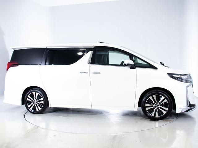 アルファード ２．５Ｓ　Ｃパッケージ　（禁煙ワンオーナー車）（サンルーフ）（モデリスタエアロ）（冷暖房黒革）エグゼクティブシート／トヨタセーフティセンス／踏み間違い防止装置／デジタルインナーミラー／３眼ＬＥＤヘッドライト／ＢＳＭ／ＲＣＴＡ（22枚目）