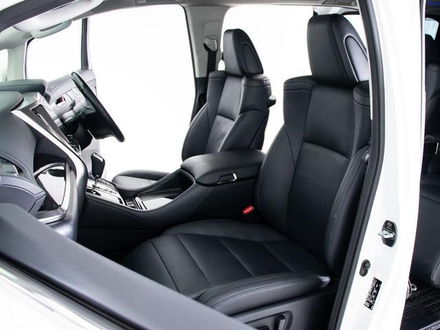 アルファード ２．５Ｓ　Ｃパッケージ　（禁煙ワンオーナー車）（サンルーフ）（モデリスタエアロ）（冷暖房黒革）エグゼクティブシート／トヨタセーフティセンス／踏み間違い防止装置／デジタルインナーミラー／３眼ＬＥＤヘッドライト／ＢＳＭ／ＲＣＴＡ（26枚目）
