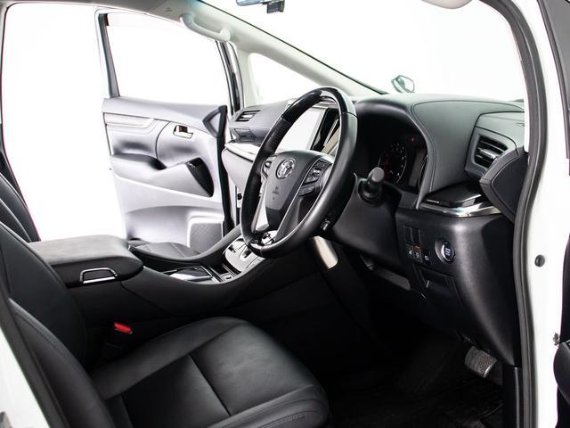 アルファード ２．５Ｓ　Ｃパッケージ　（禁煙ワンオーナー車）（サンルーフ）（モデリスタエアロ）（冷暖房黒革）エグゼクティブシート／トヨタセーフティセンス／踏み間違い防止装置／デジタルインナーミラー／３眼ＬＥＤヘッドライト／ＢＳＭ／ＲＣＴＡ（41枚目）