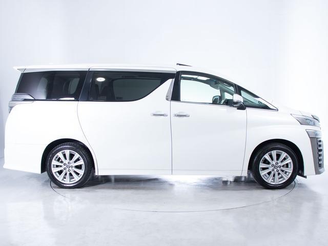 ヴェルファイア ２．５Ｚ　（８人乗りフルフラットシート）（サンルーフ）（両側自動ドア）トヨタセーフティセンス／踏み間違い防止装置／デジタルインナーミラー／ＢＳＭ／ＲＣＴＡＢ／ＡＣ１００Ｖ電源／純正ＳＤナビ／バックカメラ（19枚目）