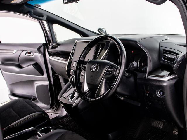 ヴェルファイア ２．５Ｚ　Ａエディション　ゴールデンアイズ　（サンルーフ）（アルパインＢＩＧ－Ｘ１１型ナビ）（後席モニター）（両側自動ドア）パワーバックドア／専用黒ハーフレザーシート／ＡＣ１００Ｖ電源／クルーズコントロール／クリアランスソナー／バックカメラ／（39枚目）