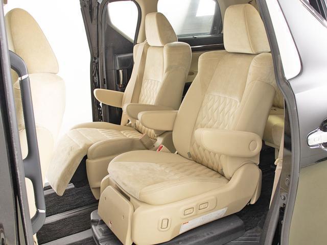 ヴェルファイア ２．５Ｖ　（禁煙車）（モデリスタエアロ）（純正９型ナビ）（後席モニター）両側自動ドア／前車追従レーダークルーズ／衝突被害軽減ブレーキ／踏み間違い防止装置／バックカメラ／シートメモリー（29枚目）