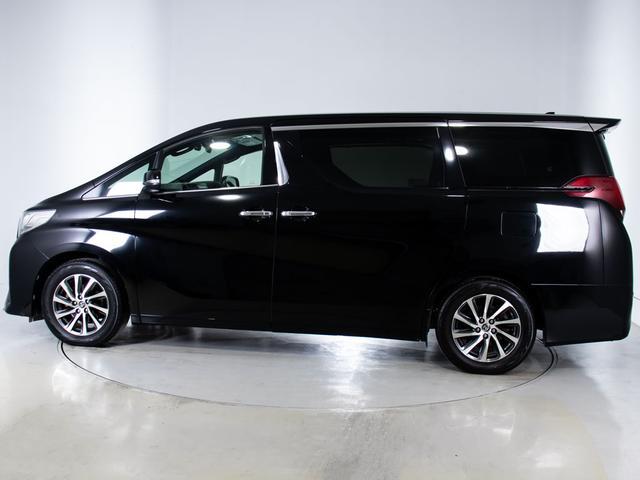 アルファード ３．５エグゼクティブラウンジ　（黒本革）（点検記録簿１２枚）（ＪＢＬサウンド）（全方位カメラ）後席モニター／前車追従レーダークルーズ／衝突被害軽減ブレーキ／踏み間違い防止装置／自動ハイビーム／両側自動ドア／パワーバックドア／（16枚目）