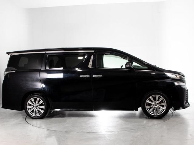 ヴェルファイア ２．５Ｚ　Ａエディション　ゴールデンアイズ　（禁煙＆ワンオーナー）（特別仕様車）（１１インチ大画面ナビ）（後席モニター）両側電動スライドドア／パワーバックドア／クルーズコントロール／クリアランスソナー／ＡＣ１００Ｖ電源／バックカメラ／フルセグ（20枚目）