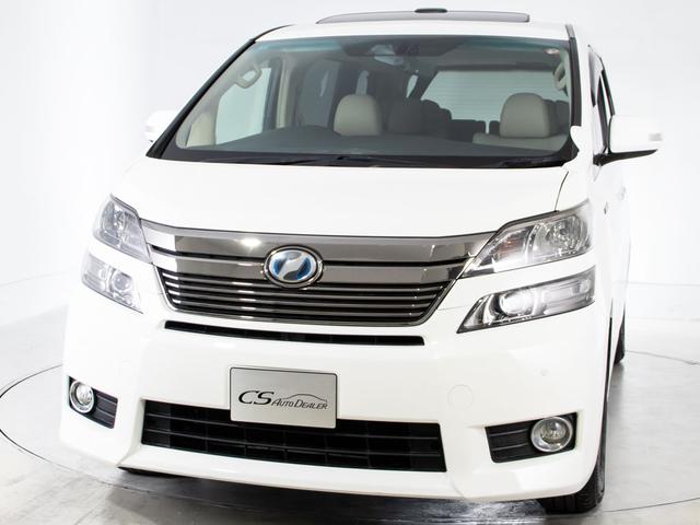 ヴェルファイアハイブリッド Ｖ　Ｌエディション　（禁煙）（サンルーフ）（ベージュ本革）（後席モニター）前車追従レーダークルーズ／衝突被害軽減装置／車線逸脱防止装置／両側自動ドア／パワーバックドア／シートヒーター／エグゼクティブシート／１５００Ｗ給電（16枚目）