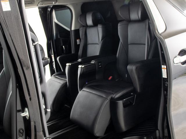 ヴェルファイア ２．５Ｚ　Ｇエディション　（禁煙車）（エアロカスタム）（社外２０インチアルミ）（冷暖房黒革）純正１０型ナビ／後席モニター／トヨタセーフティセンス／踏み間違い防止装置／３眼ＬＥＤヘッドライト／両側自動ドア／パワーバックドア／（29枚目）