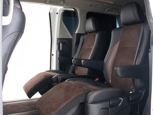 アルファード ２４０Ｓ　タイプゴールド　（禁煙車）（点検記録簿５枚）（保冷温庫システムコンソール）（モデリスタフルエアロ）ダウンサス／アルパインＢＩＧ－Ｘ９型ナビ／後席モニター／両側自動ドア／パワーバックドア／専用黒ハーフレザーシート／（27枚目）