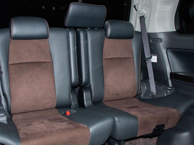 アルファード ２４０Ｓ　タイプゴールド　（禁煙車）（点検記録簿５枚）（保冷温庫システムコンソール）（モデリスタフルエアロ）ダウンサス／アルパインＢＩＧ－Ｘ９型ナビ／後席モニター／両側自動ドア／パワーバックドア／専用黒ハーフレザーシート／（28枚目）