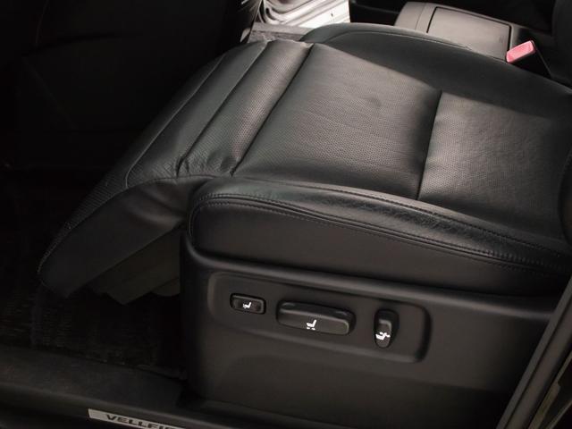 ヴェルファイア ２．４Ｚ　Ｇエディション　（４ＷＤ）（アドミレイションフルエアロ）（黒本革シート）（後席モニター）純正ＨＤＤナビ／両側自動ドア／パワーバックドア／エグゼクティブシート／シートヒーター／ＡＣ１００Ｖ電源／クルーズコントロール／（32枚目）