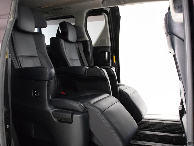 ヴェルファイアハイブリッド ＺＲ　Ｇエディション　（禁煙車）（点検記録簿１２枚）（サンルーフ）（モデリスタフルエアロ）プレミアムサウンド／黒本革シート／全方位カメラ／後席モニター／両側自動ドア／パワーバックドア／ＡＣ１００Ｖ電源／クルーズコントロール（22枚目）