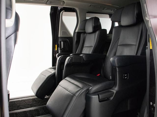 ヴェルファイアハイブリッド ＺＲ　Ｇエディション　（禁煙車）（点検記録簿１２枚）（サンルーフ）（モデリスタフルエアロ）プレミアムサウンド／黒本革シート／全方位カメラ／後席モニター／両側自動ドア／パワーバックドア／ＡＣ１００Ｖ電源／クルーズコントロール（23枚目）