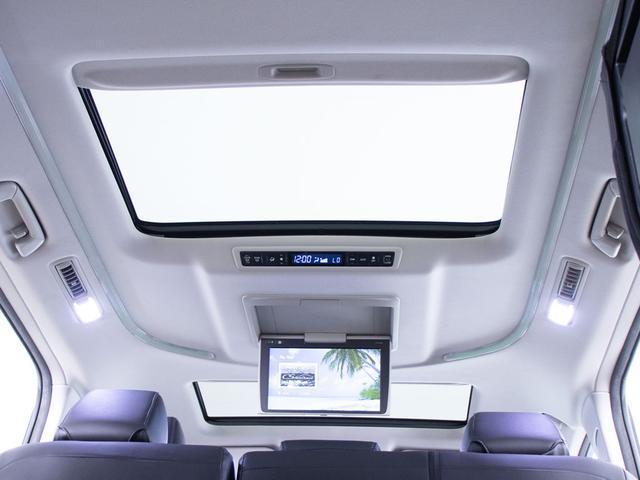 ヴェルファイア 2.5Z (禁煙)(点検記録簿5枚)(サンルーフ)(8人乗りフルフラットシート)純正9型ナビ/後席モニター/両側自動ドア/黒革調シートカバー/バックカメラ/AC100V電源/クリアランスソナー/ビルトインETC(9枚目)