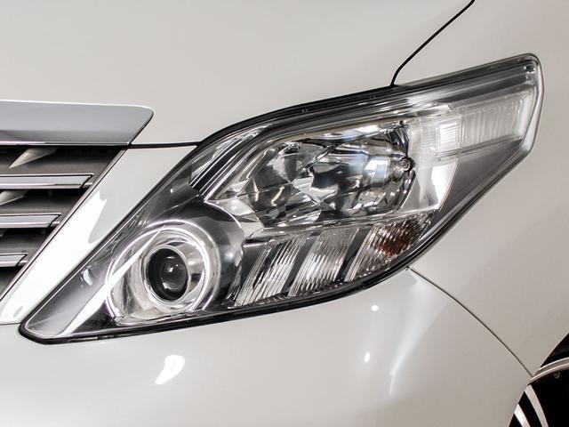 ヘッドライトはくすみも無く非常に良好な状態となっております！是非、その目でお確かめください！ヘッドライトコーティングも承っております！心よりご来店をお待ちしております！