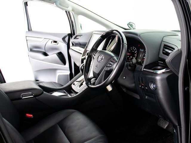 アルファード 2.5S Cパッケージ (サンルーフ)(モデリスタフルエアロ)(社外20インチアルミ)(冷暖房黒革)後席モニター/トヨタセーフティセンス/踏み間違防止装置/デジタルインナーミラー/3眼LEDヘッドライト/エグゼクティブシート(37枚目)