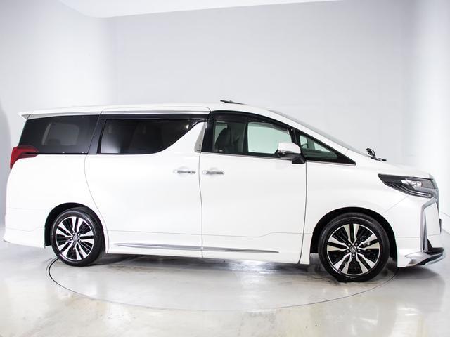 アルファード 2.5S Cパッケージ (禁煙ワンオーナー車)(点検記録簿5枚)(サンルーフ)(モデリスタフルエアロ)冷暖房黒革/ナビ機能付ディスプレイオーディオ/後席モニター/セーフティセンス/踏み間違い防止装置/デジタルインナーミラー(22枚目)