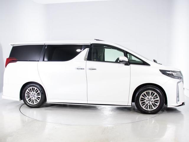 アルファード ２．５Ｓ　Ｃパッケージ　（禁煙車）（シルクブレイズエアロ）（サンルーフ）（アルパインＢＩＧ－Ｘ１１型ナビ）冷暖房黒革／トヨタセーフティセンス／踏み間違い防止装置／デジタルインナーミラー／ＢＳＭ／ＲＣＴＡ／ＴＥＩＮ車高調／（22枚目）