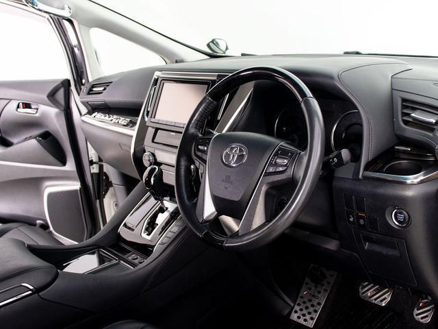 ヴェルファイア ２．５Ｚ　Ｇエディション　（禁煙車）（点検記録簿８枚）（黒革シート）（エグゼクティブシート）社外２０インチホイール／後席モニター／全周囲カメラ／大画面ナビ／パワーシート／両側自動ドア／クルーズコントロール／ＡＣ１００Ｖ電源（36枚目）