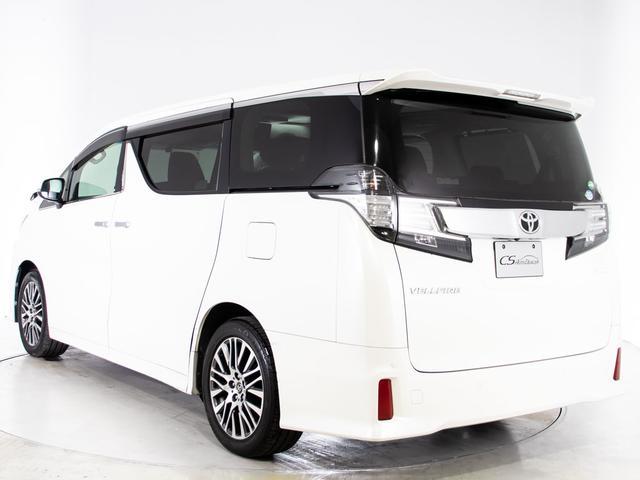 ヴェルファイア 2.5Z Gエディション (禁煙車)(エグゼクティブシート)(純正9型ナビ)(後席モニター)両側自動ドア/パワーバックドア/バックカメラ/AC100V電源/クルーズコントロール/クリアランスソナー/コンビハンドル/シートメモリ(20枚目)