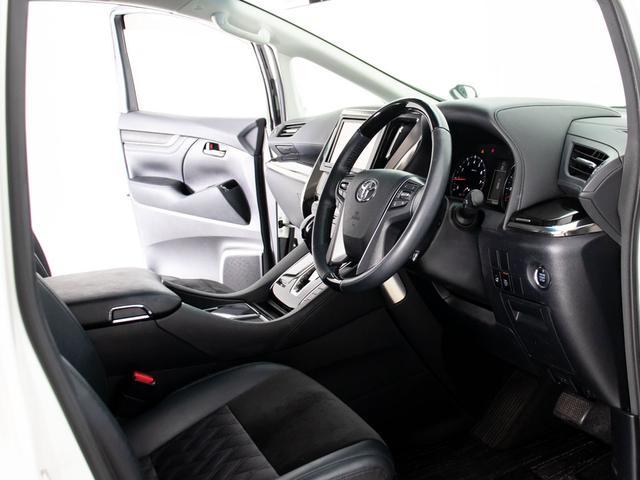 ヴェルファイア 2.5Z Gエディション (禁煙車)(エグゼクティブシート)(純正9型ナビ)(後席モニター)両側自動ドア/パワーバックドア/バックカメラ/AC100V電源/クルーズコントロール/クリアランスソナー/コンビハンドル/シートメモリ(40枚目)
