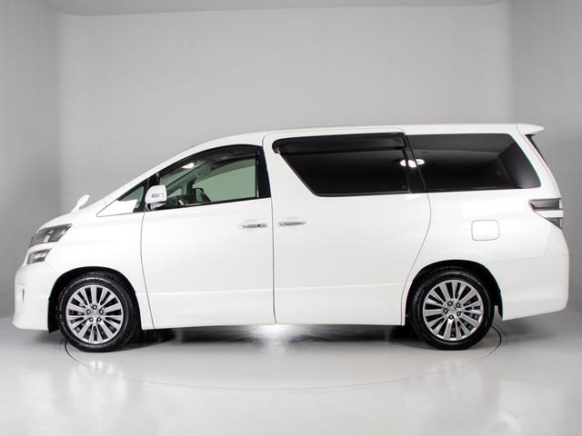 ヴェルファイア 2.4Z ゴールデンアイズ (禁煙車)(エンジン対策済)(後席モニター)(両側自動ドア)パワーバックドア/純正HDDナビ/バックカメラ/クルーズコントロール/クリアランスソナー/コンビハンドル/専用黒ハーフレザーシート/(16枚目)